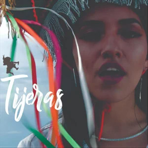 Álbum Tijeras de Renata Flores