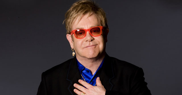 Elton John cancela conciertos por una “dolorosa e inusual infección”